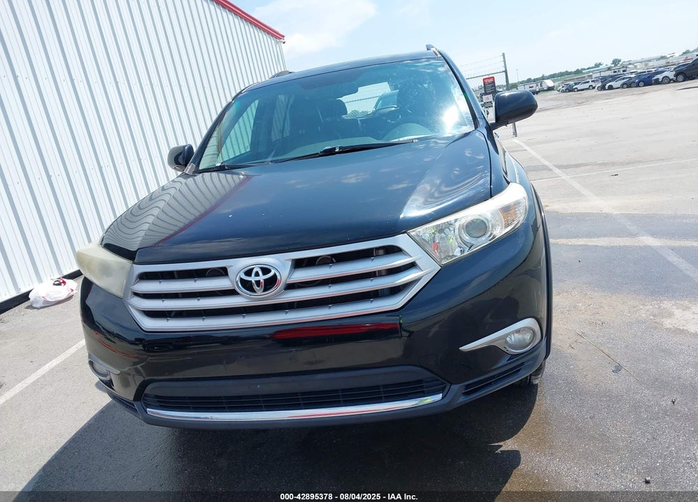 2011 TOYOTA HIGHLANDER VIN: 5TDZK3EH0BS045117
