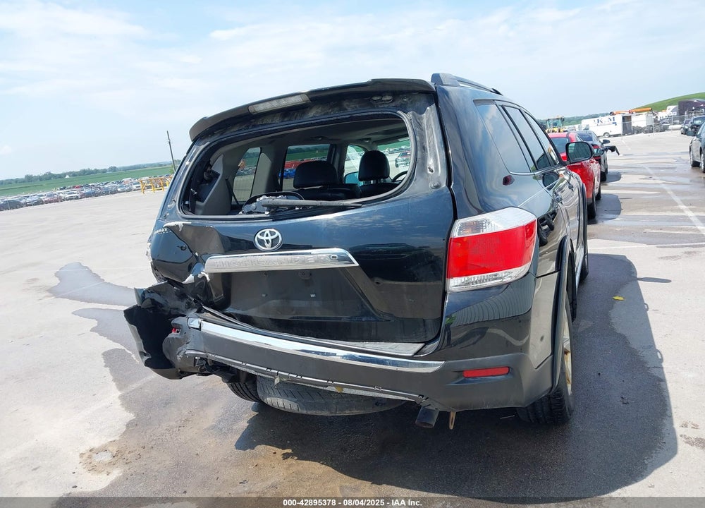 2011 TOYOTA HIGHLANDER VIN: 5TDZK3EH0BS045117