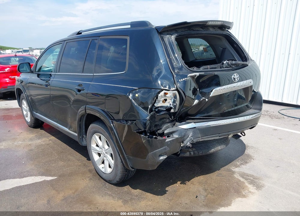 2011 TOYOTA HIGHLANDER VIN: 5TDZK3EH0BS045117