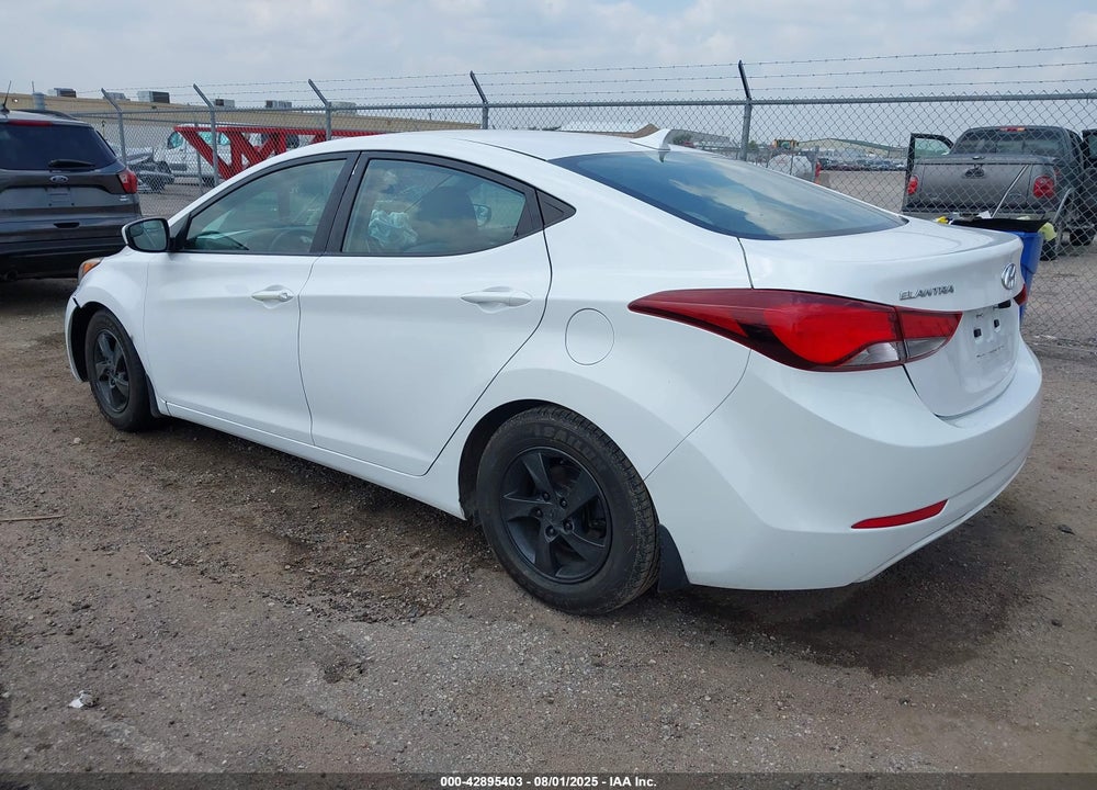 2015 HYUNDAI ELANTRA SE VIN: 5NPDH4AE4FH641031