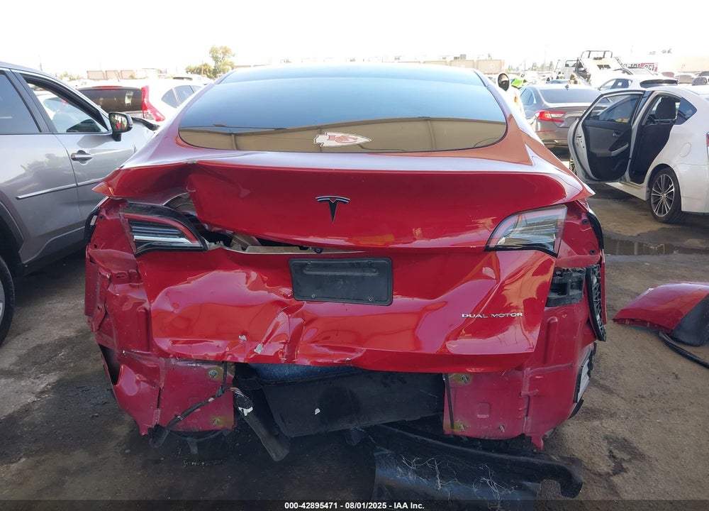 2021 TESLA MODEL Y LONG RANGE DUAL MOTOR ALL-WHEEL DRIVE VIN: 5YJYGDEEXMF285369
