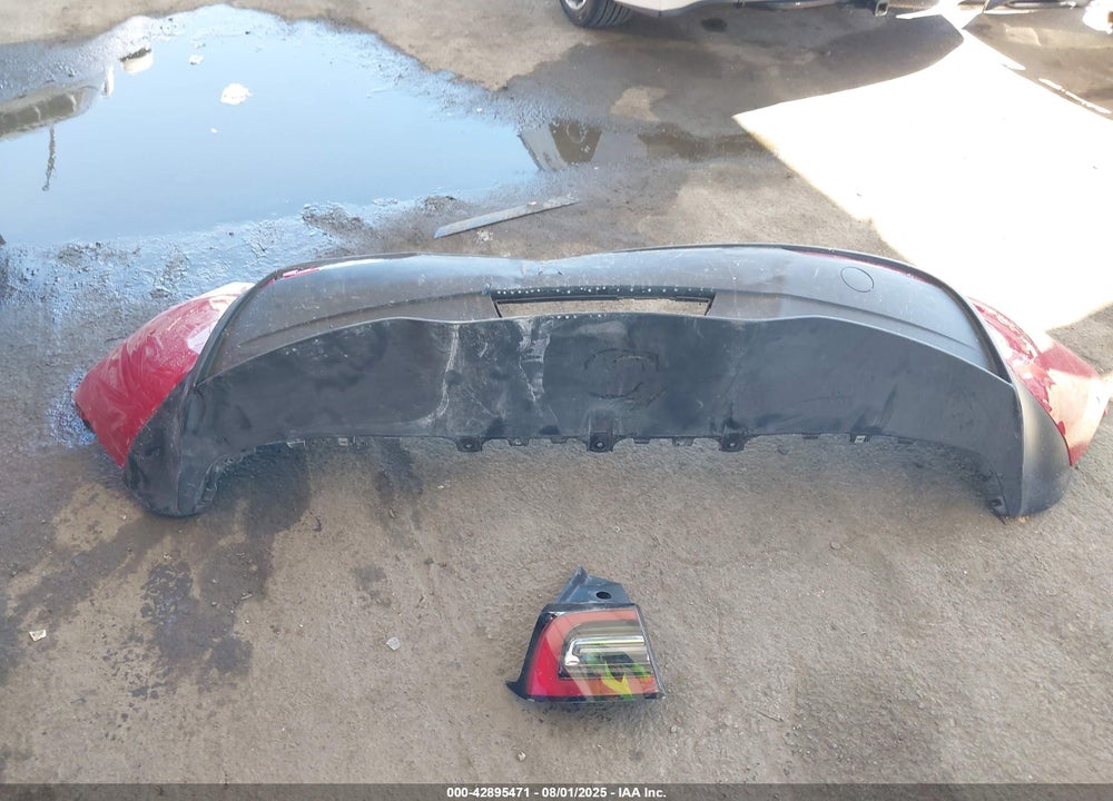 2021 TESLA MODEL Y LONG RANGE DUAL MOTOR ALL-WHEEL DRIVE VIN: 5YJYGDEEXMF285369