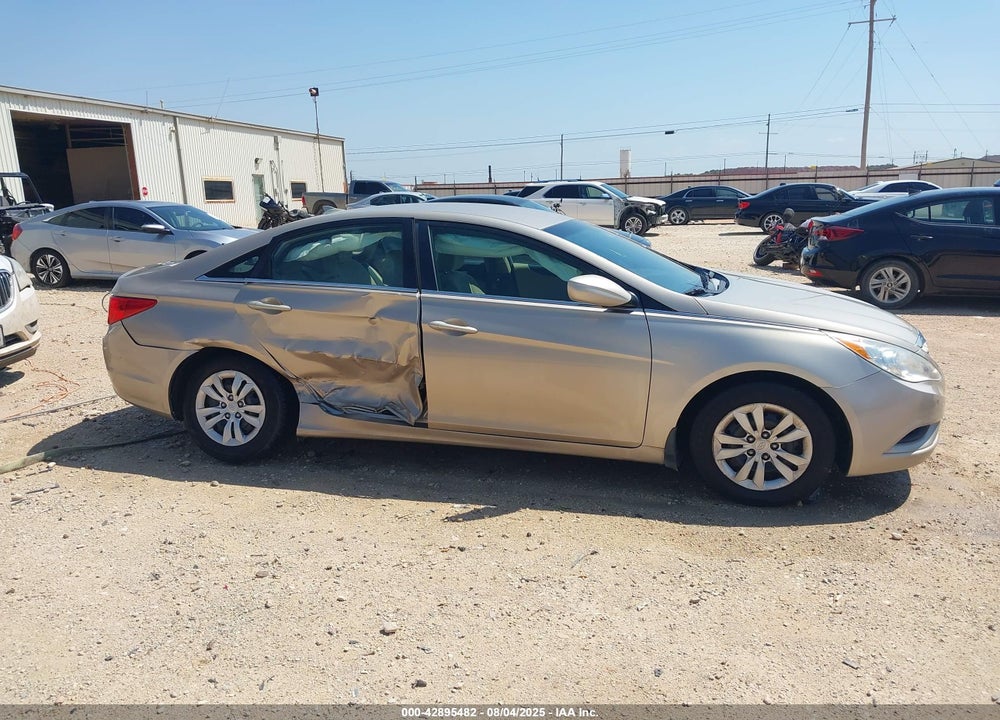 2012 HYUNDAI SONATA VIN: 5NPEB4AC2CH321559