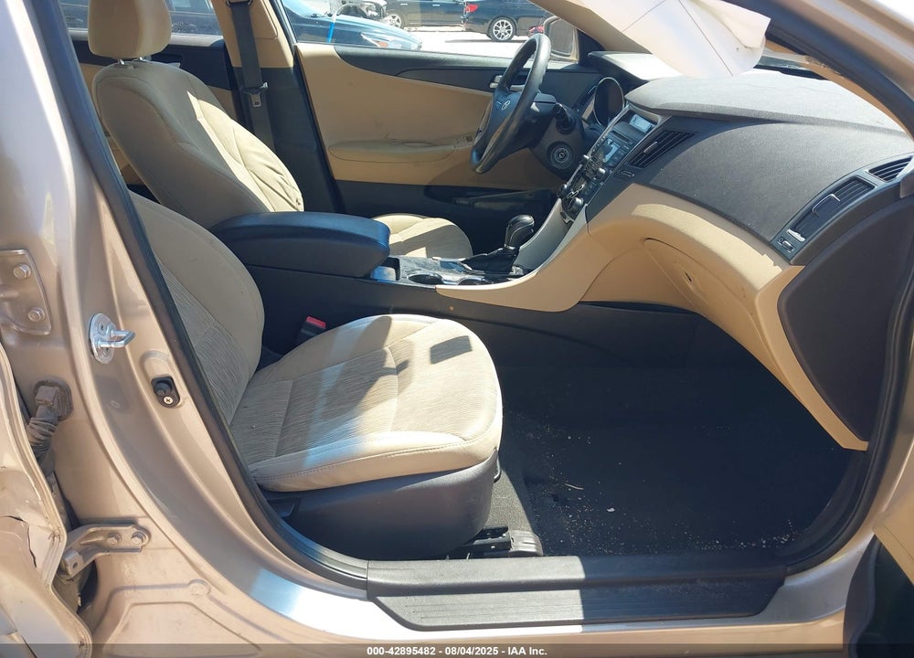 2012 HYUNDAI SONATA VIN: 5NPEB4AC2CH321559