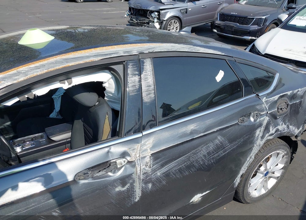 2019 FORD FUSION VIN: 3FA6P0LUXKR285643
