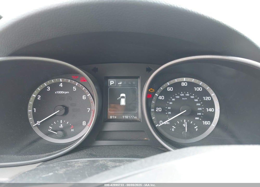 2017 HYUNDAI SANTA FE VIN: 5XYZTDLB8HG442372