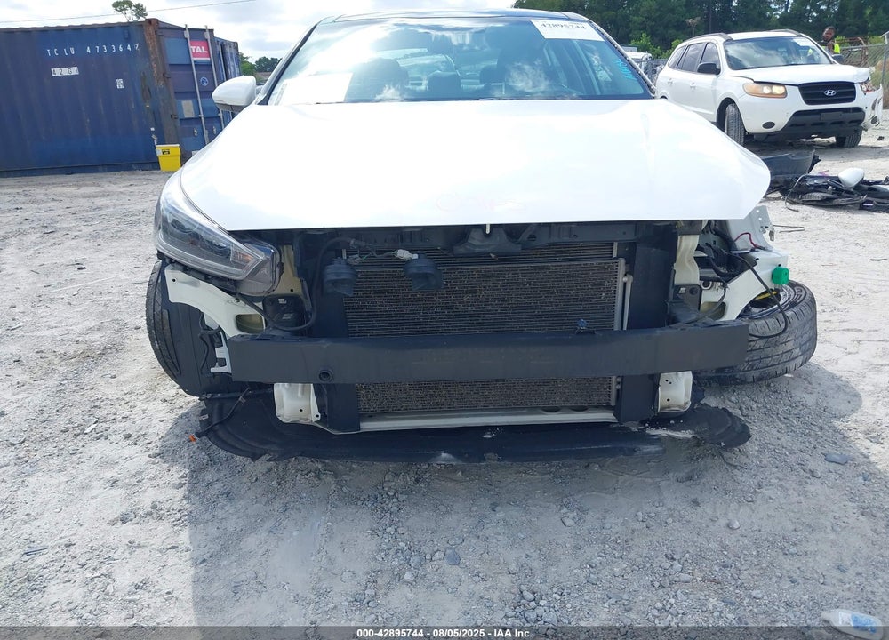 2017 KIA CADENZA VIN: KNALC4J14H5093975