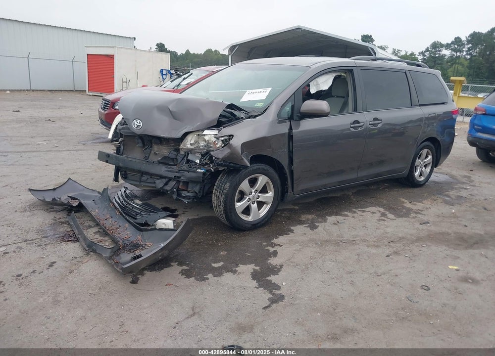 2013 TOYOTA SIENNA LE V6 8 PASSENGER VIN: 5TDKK3DC3DS365459