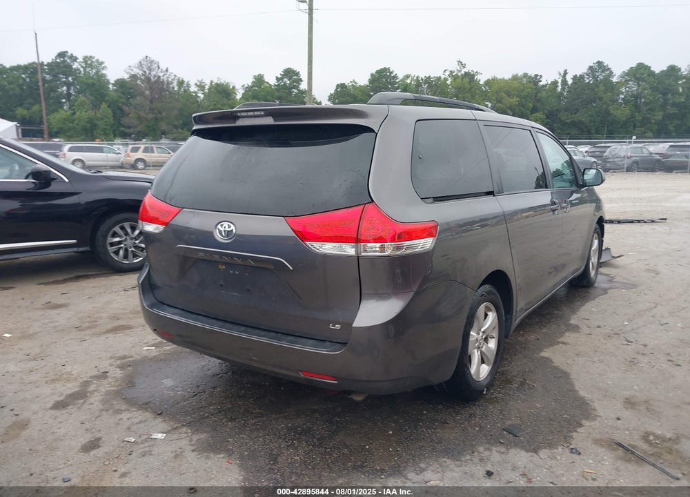 2013 TOYOTA SIENNA LE V6 8 PASSENGER VIN: 5TDKK3DC3DS365459