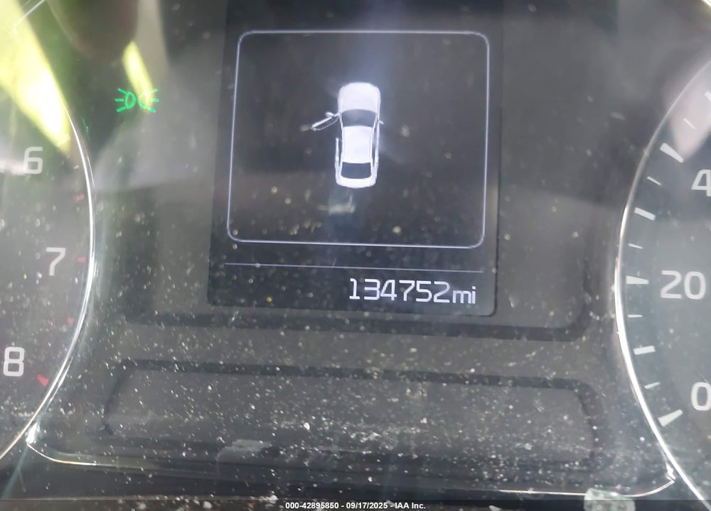 2018 KIA FORTE VIN: 3KPFL4A77JE197360