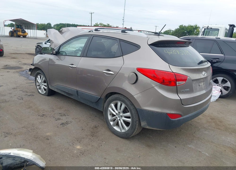 2013 HYUNDAI TUCSON VIN: KM8JU3AC0DU595736