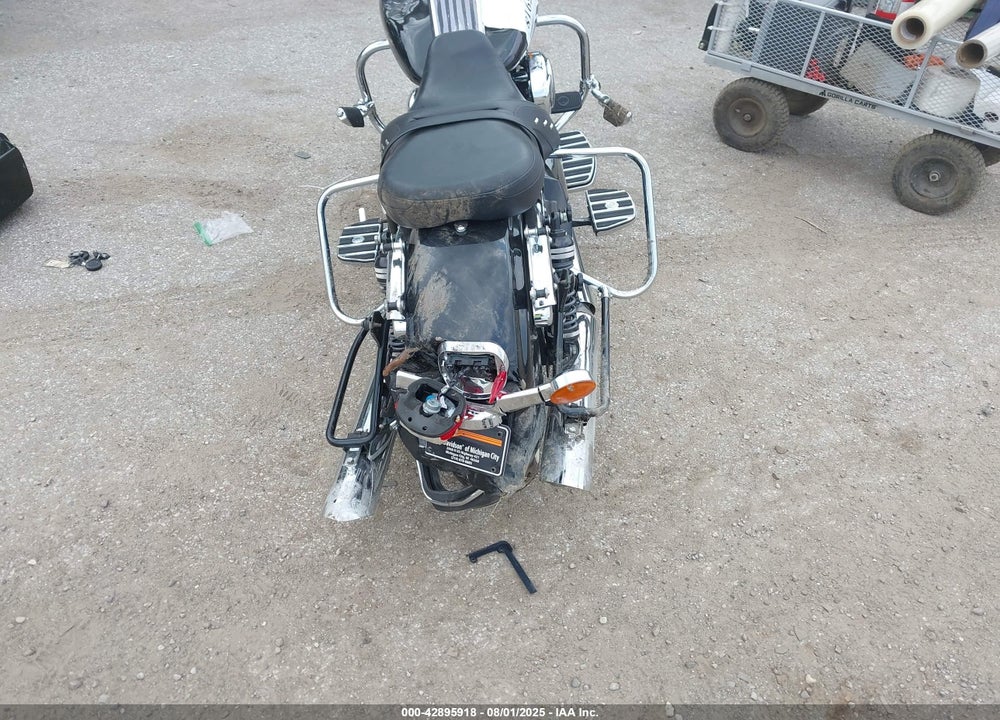 2010 HARLEY-DAVIDSON FLHR VIN: 1HD1FB410AB669021
