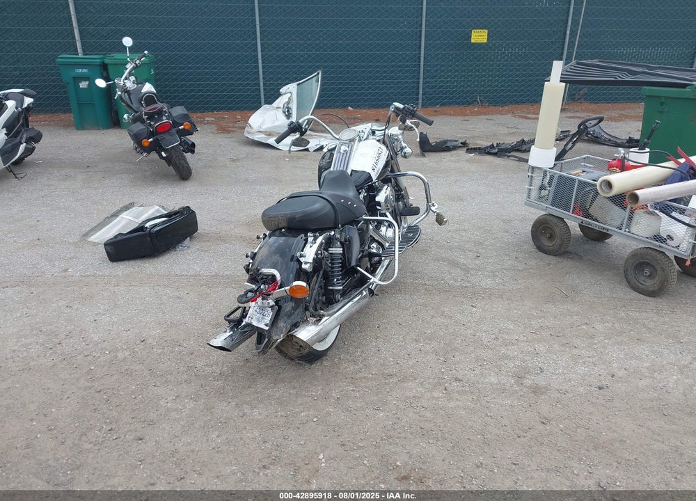 2010 HARLEY-DAVIDSON FLHR VIN: 1HD1FB410AB669021