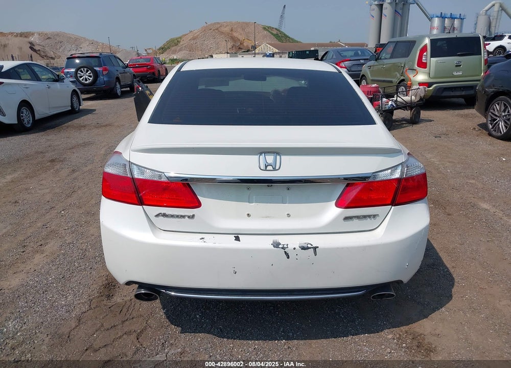 2015 HONDA ACCORD VIN: 1HGCR2F54FA137660