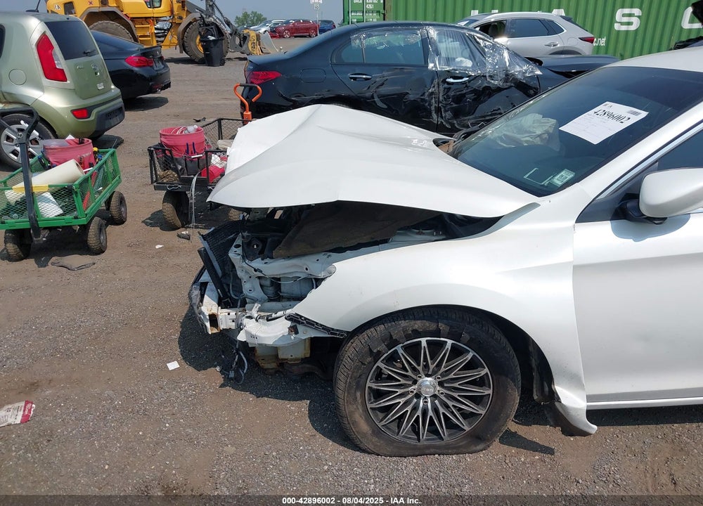 2015 HONDA ACCORD VIN: 1HGCR2F54FA137660