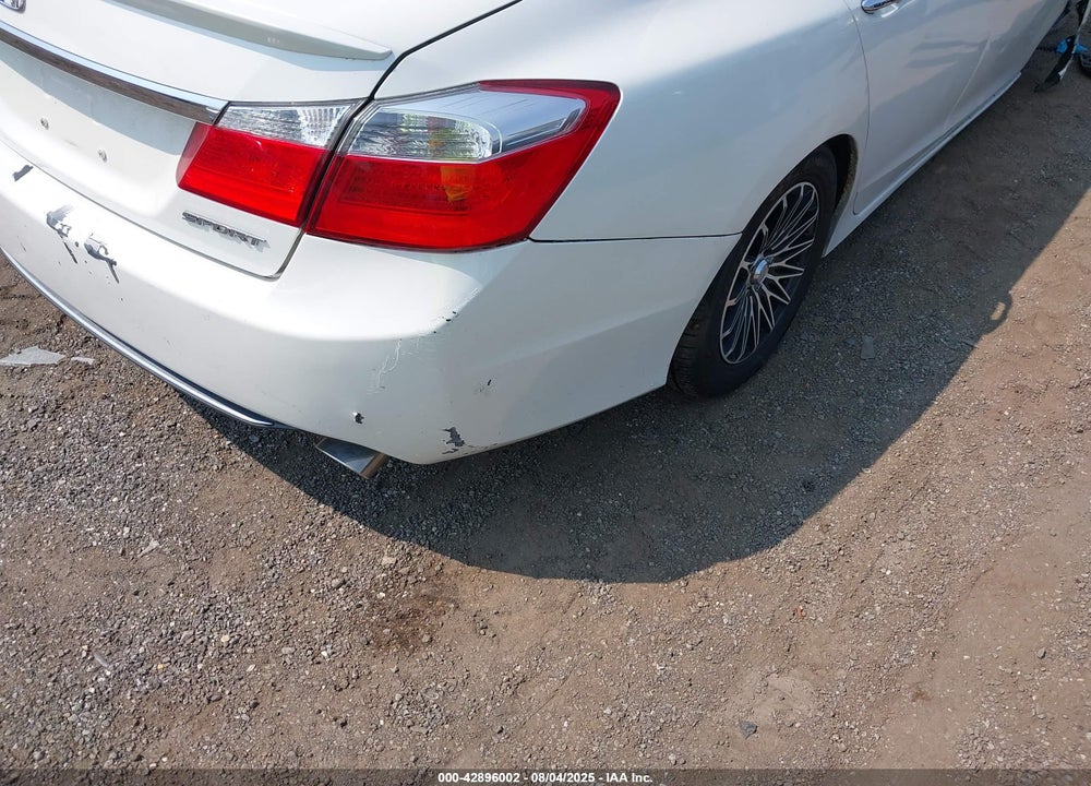 2015 HONDA ACCORD VIN: 1HGCR2F54FA137660