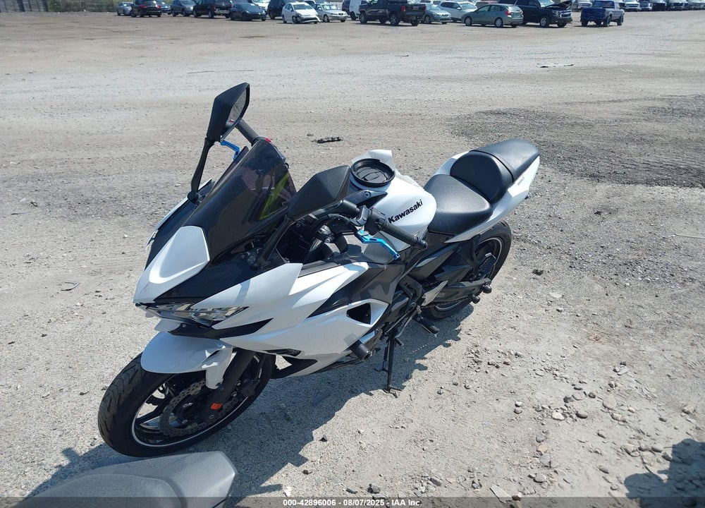 2020 KAWASAKI EX650 N VIN: ML5EXEN10LDA09842