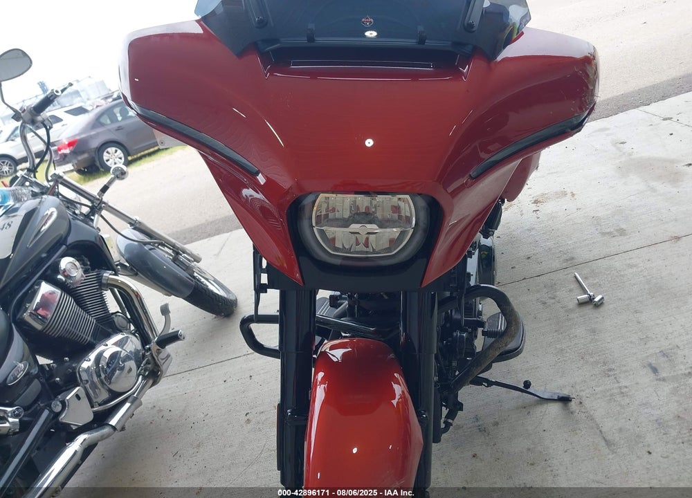 2024 HARLEY-DAVIDSON FLHX VIN: 1HD1KB714RB621136