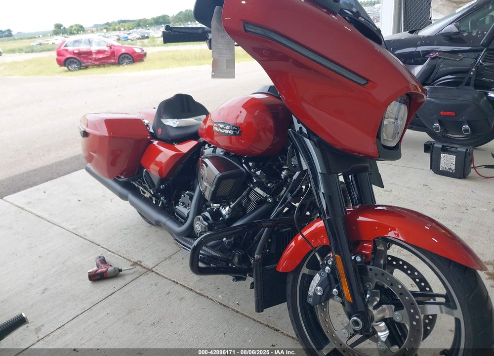 2024 HARLEY-DAVIDSON FLHX VIN: 1HD1KB714RB621136