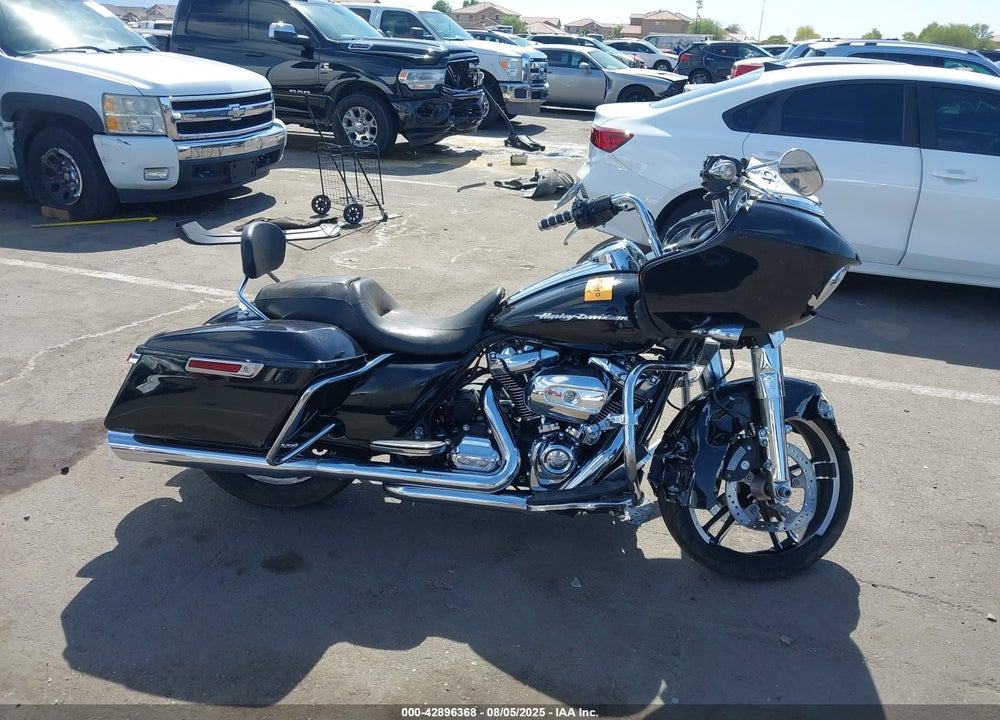 2017 HARLEY-DAVIDSON FLTRX ROAD GLIDE VIN: 1HD1KHC11HB682063