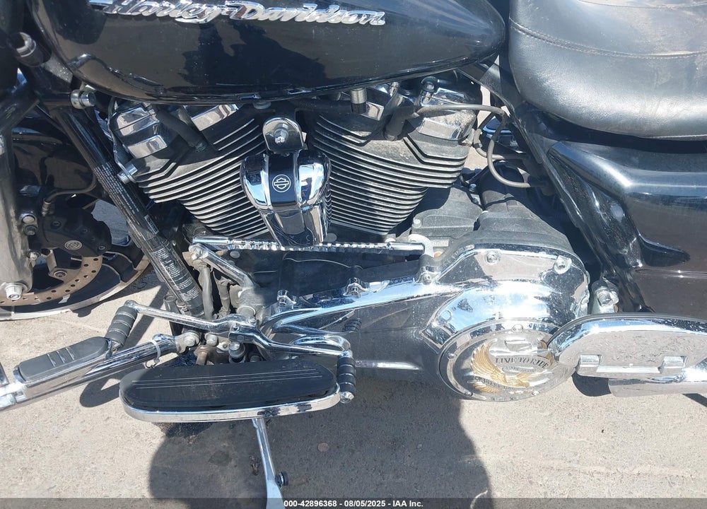 2017 HARLEY-DAVIDSON FLTRX ROAD GLIDE VIN: 1HD1KHC11HB682063