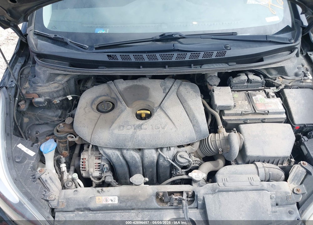 2016 HYUNDAI ELANTRA VIN: 5NPDH4AE2GH683229