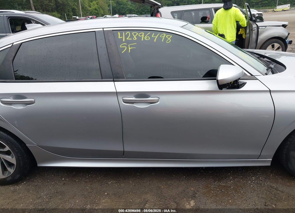 2022 HONDA CIVIC VIN: JHMFE1F74NX005317