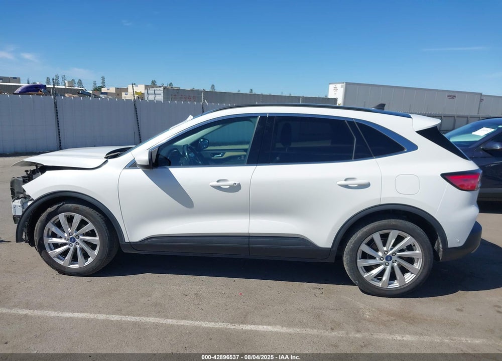 2021 FORD ESCAPE VIN: 1FMCU0DZ5MUB27525