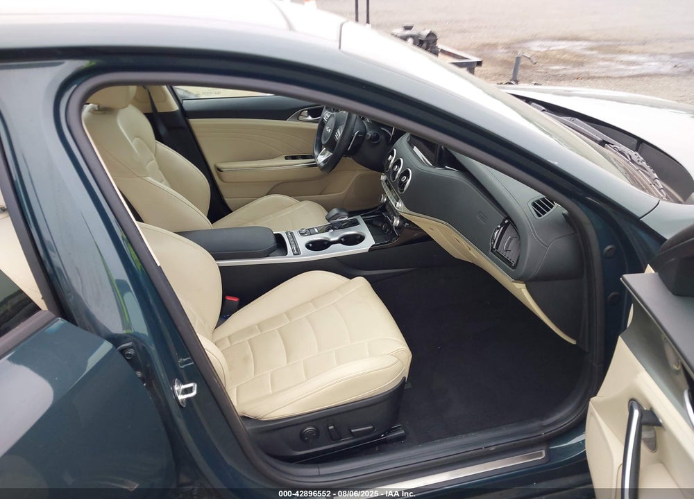 2022 KIA STINGER VIN: KNAE55LC5N6107931