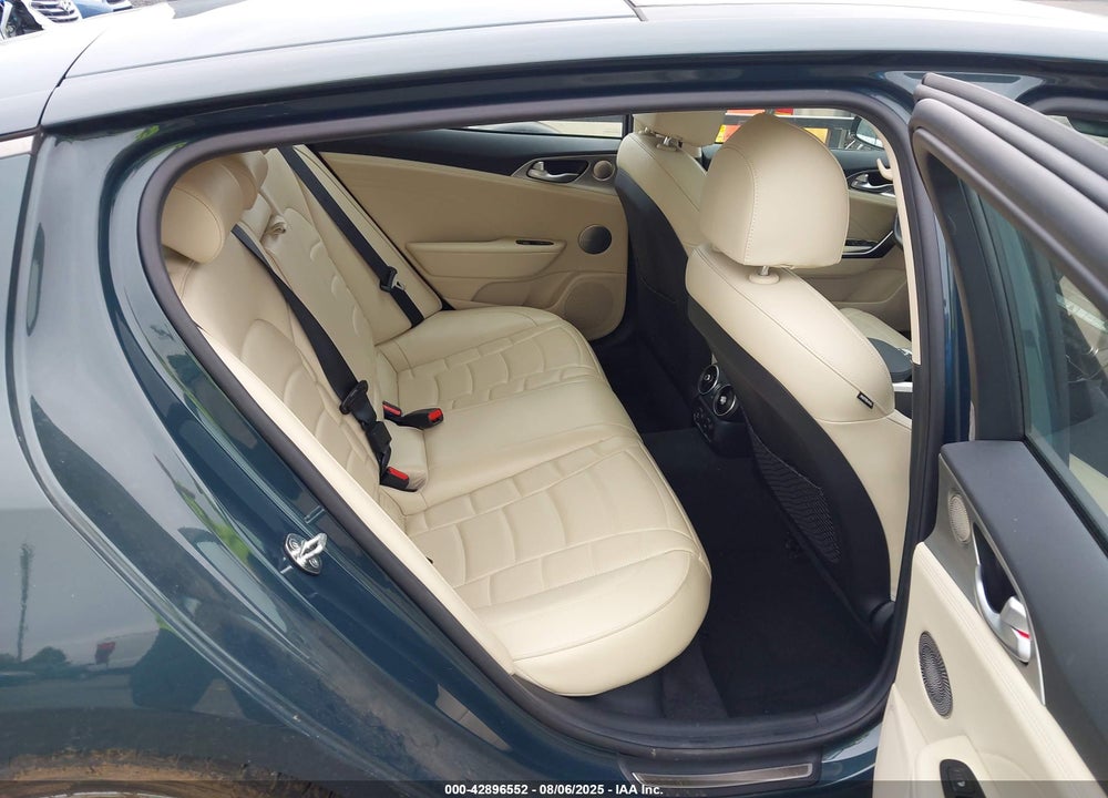 2022 KIA STINGER VIN: KNAE55LC5N6107931