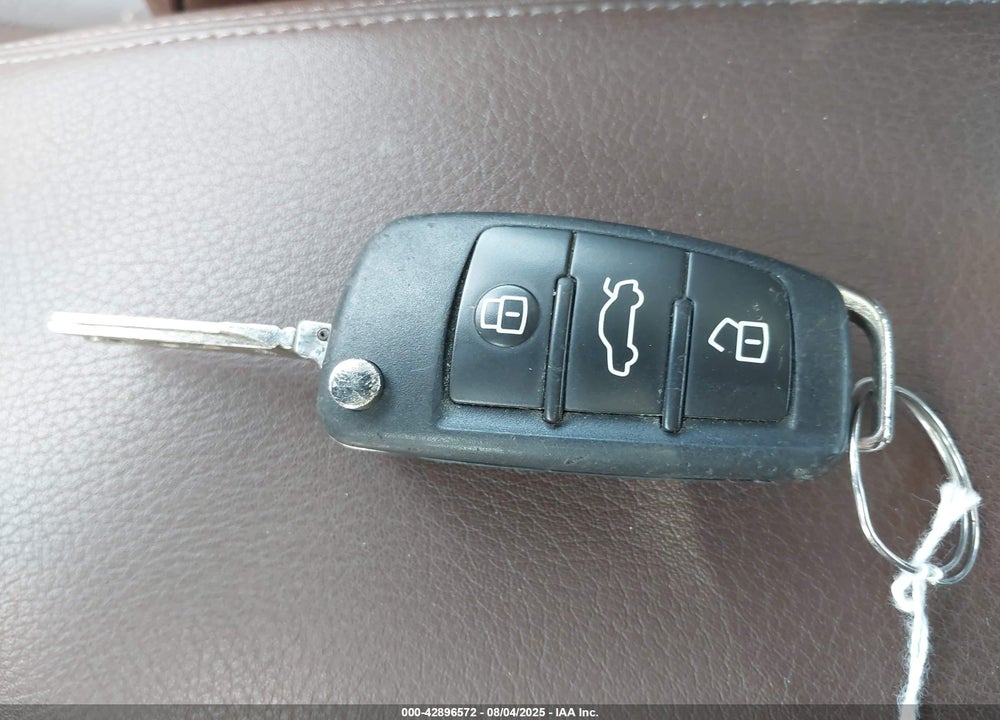 2015 AUDI A3 VIN: WAUBFGFF6F1138640