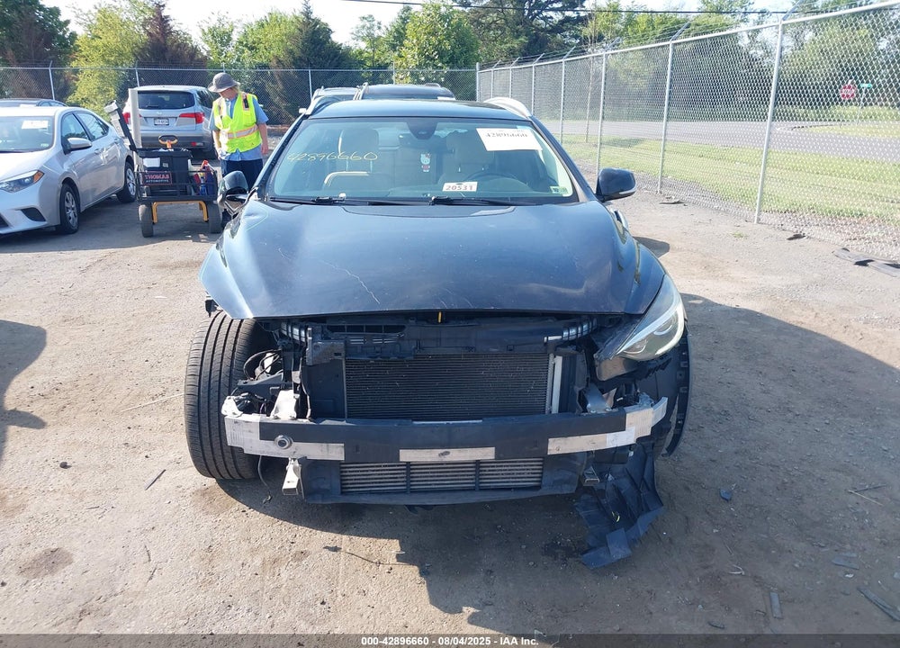 2017 INFINITI QX30 VIN: SJKCH5CR6HA017384