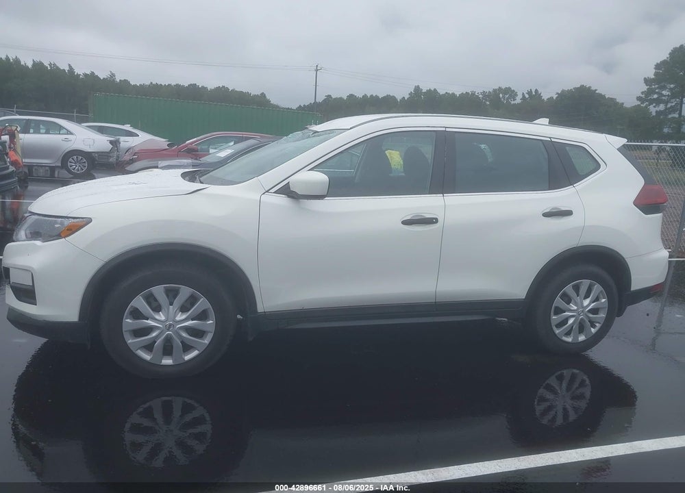 2018 NISSAN ROGUE VIN: 5N1AT2MT5JC828942
