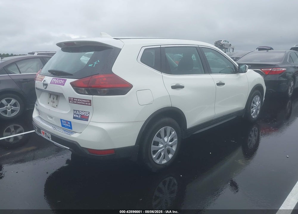 2018 NISSAN ROGUE VIN: 5N1AT2MT5JC828942