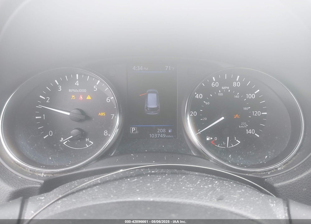 2018 NISSAN ROGUE VIN: 5N1AT2MT5JC828942
