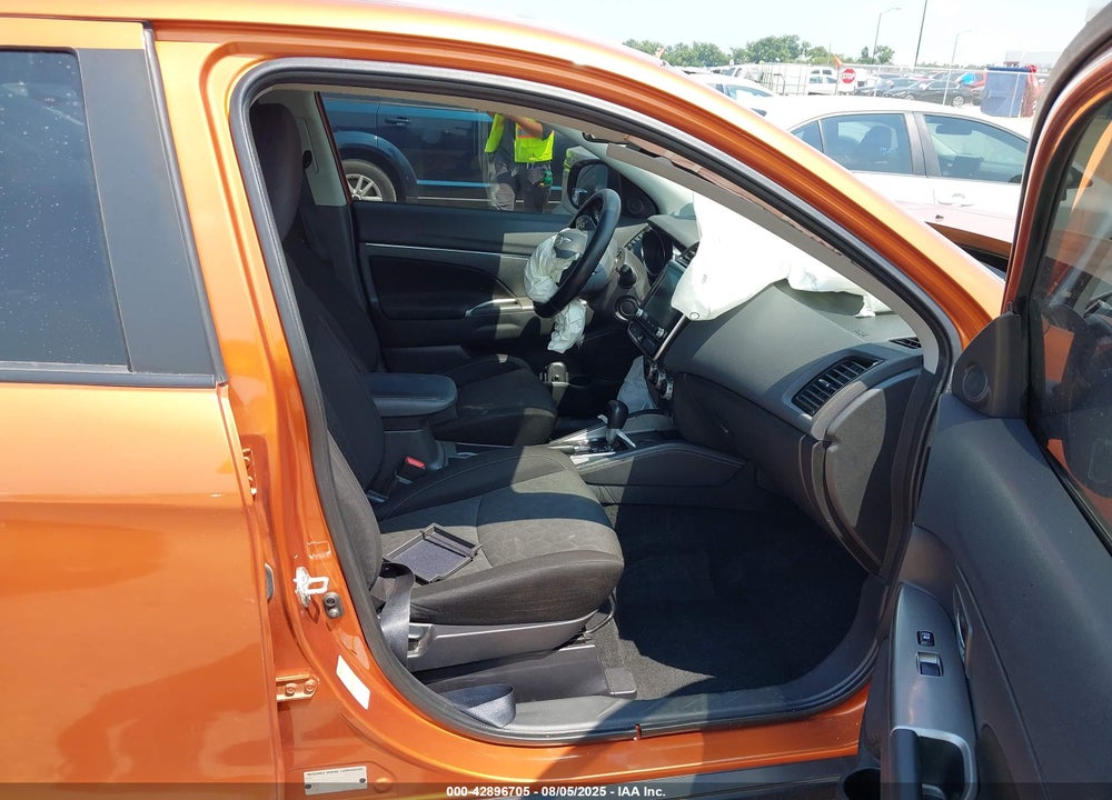 2020 MITSUBISHI OUTLANDER SPORT VIN: JA4AP4AU8LU008329