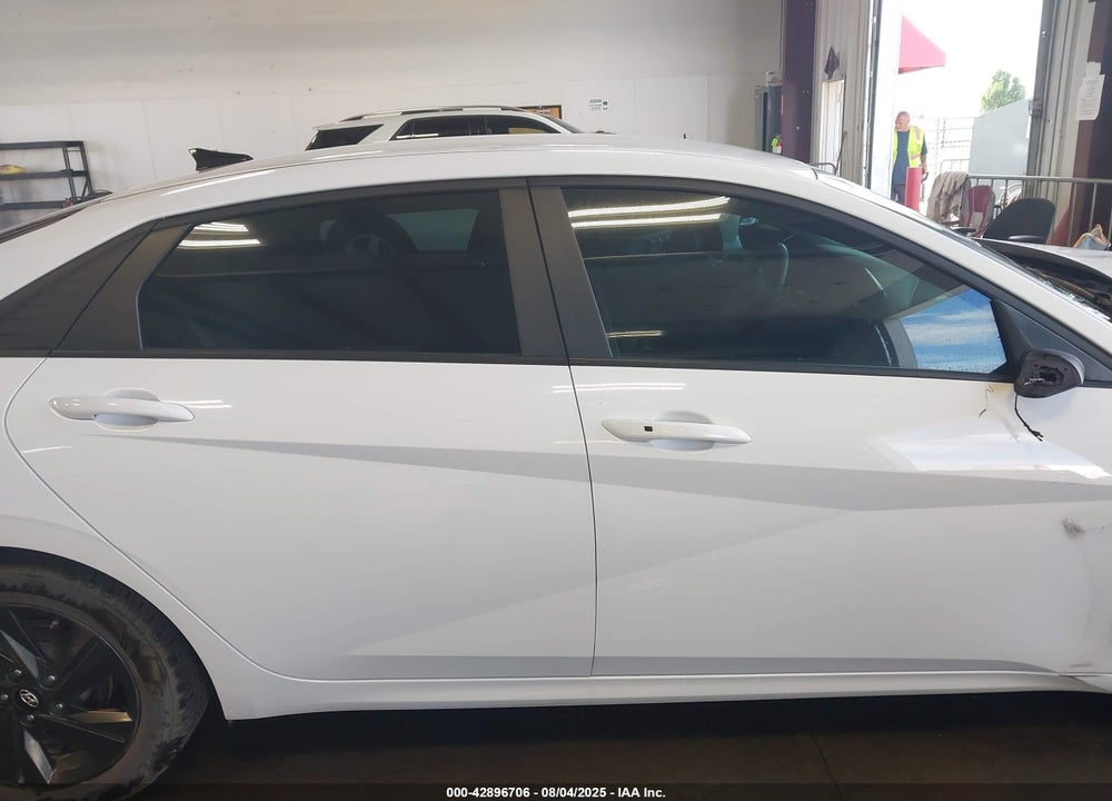 2023 HYUNDAI ELANTRA HYBRID VIN: KMHLM4AJ6PU033566