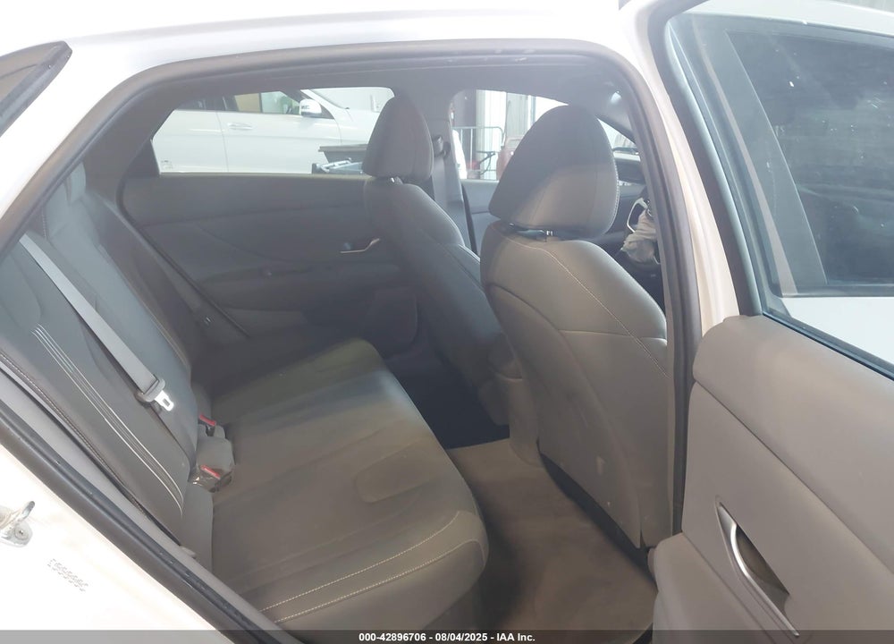 2023 HYUNDAI ELANTRA HYBRID VIN: KMHLM4AJ6PU033566