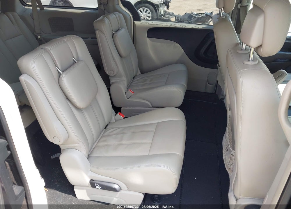 2013 CHRYSLER TOWN & COUNTRY TOURING VIN: 2C4RC1BG8DR743306