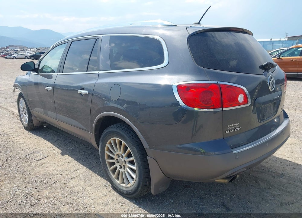 2011 BUICK ENCLAVE VIN: 5GAKVBED8BJ301650