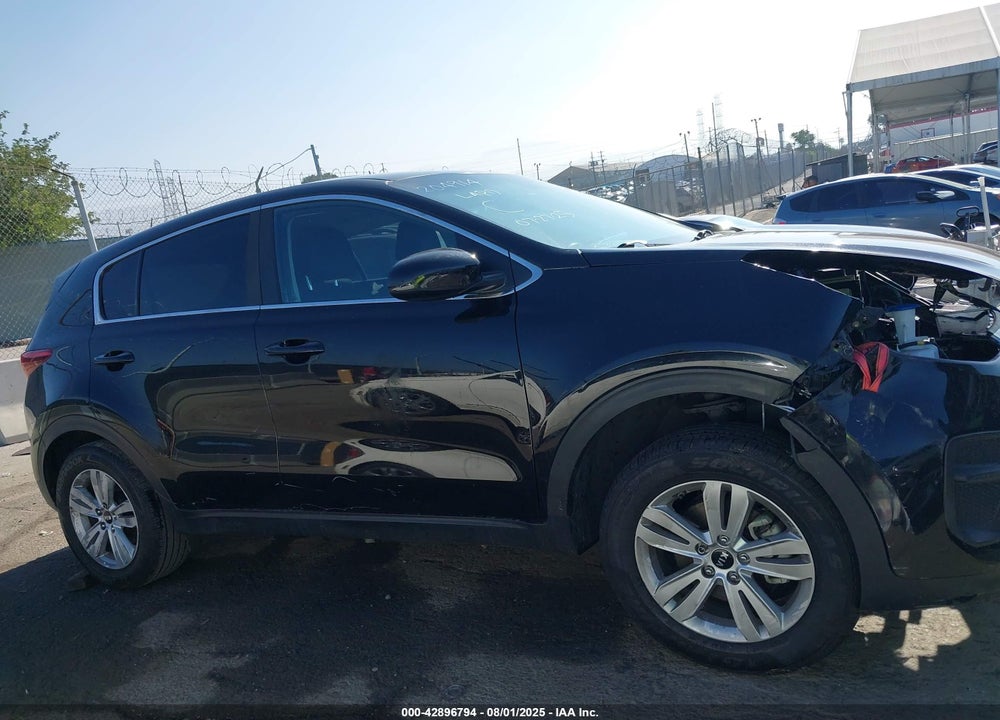 2017 KIA SPORTAGE VIN: KNDPM3ACXH7261703
