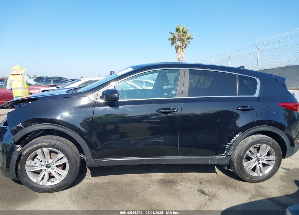 2017 KIA SPORTAGE VIN: KNDPM3ACXH7261703