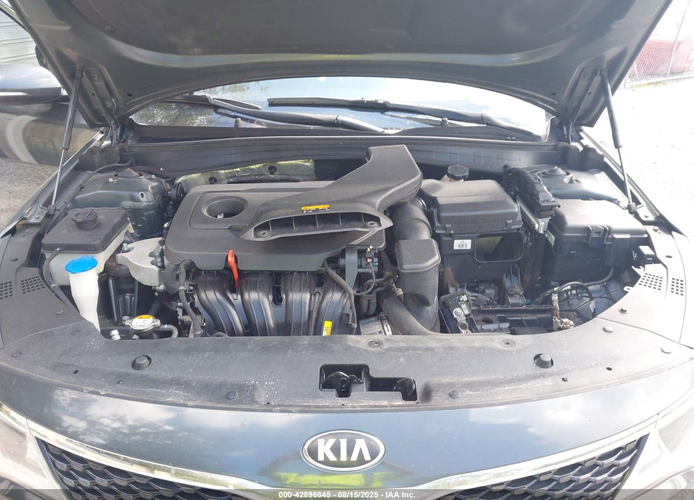 2016 KIA OPTIMA VIN: KNAGT4L33G5072646
