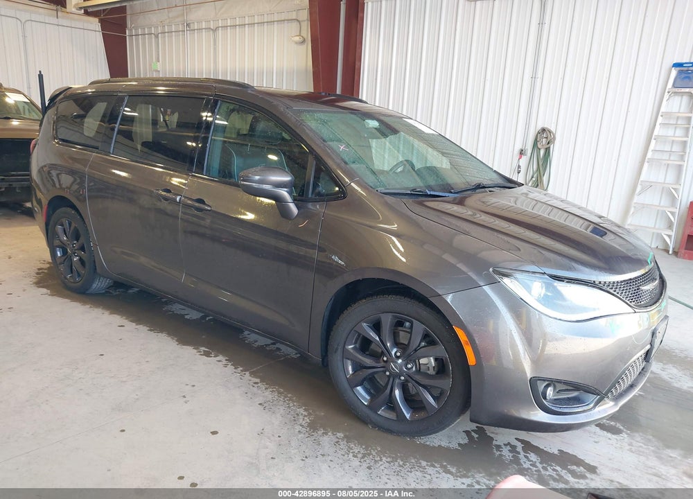 2019 CHRYSLER PACIFICA LIMITED VIN: 2C4RC1GG8KR666314