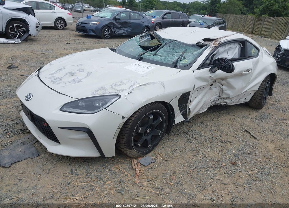 2023 TOYOTA GR 86 VIN: JF1ZNBE14P9750745