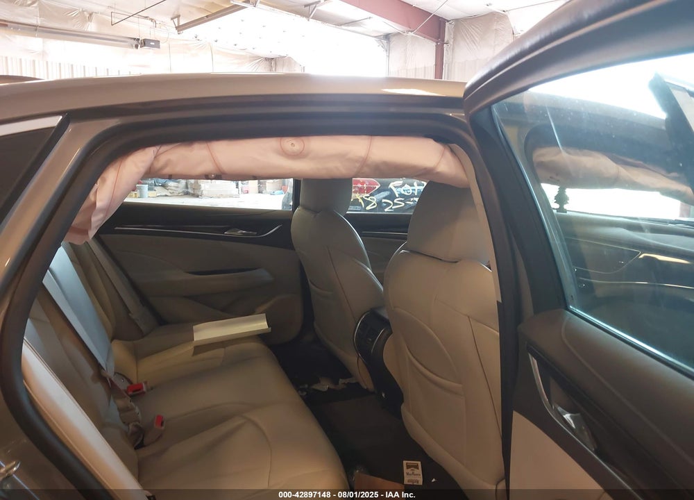 2017 BUICK LACROSSE VIN: 1G4ZN5SS2HU168288