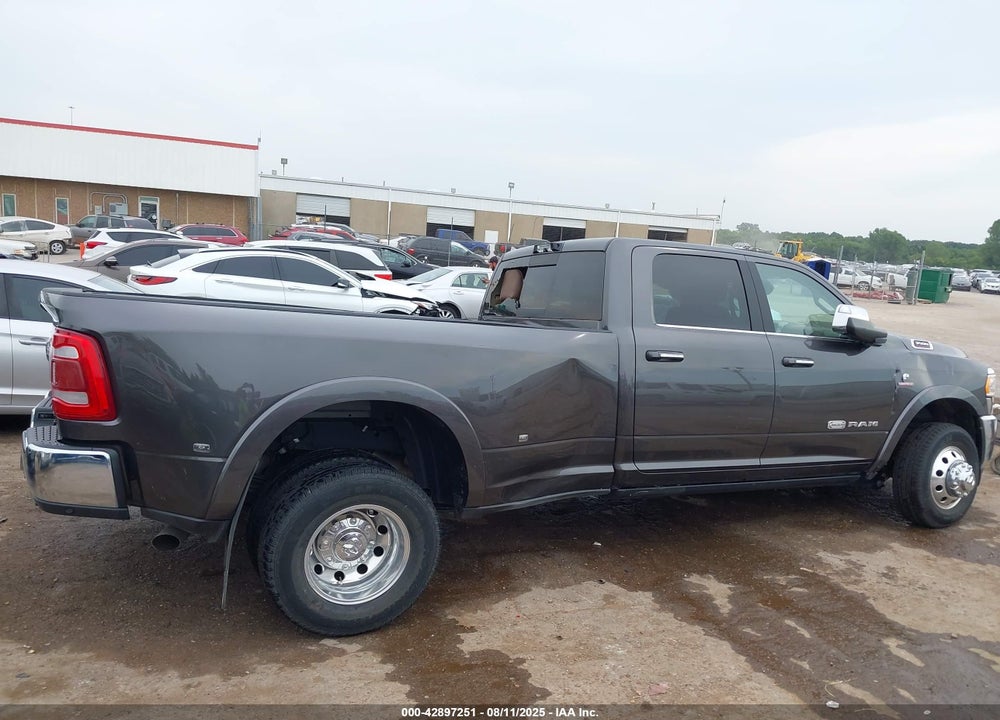 2022 RAM 3500 LIMITED LONGHORN  4X4 8' BOX VIN: 3C63RRKL7NG400615