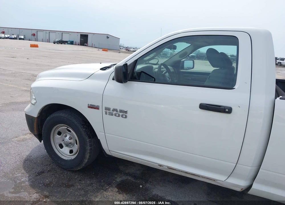 2016 RAM 1500 TRADESMAN VIN: 3C6JR6DT5GG261672