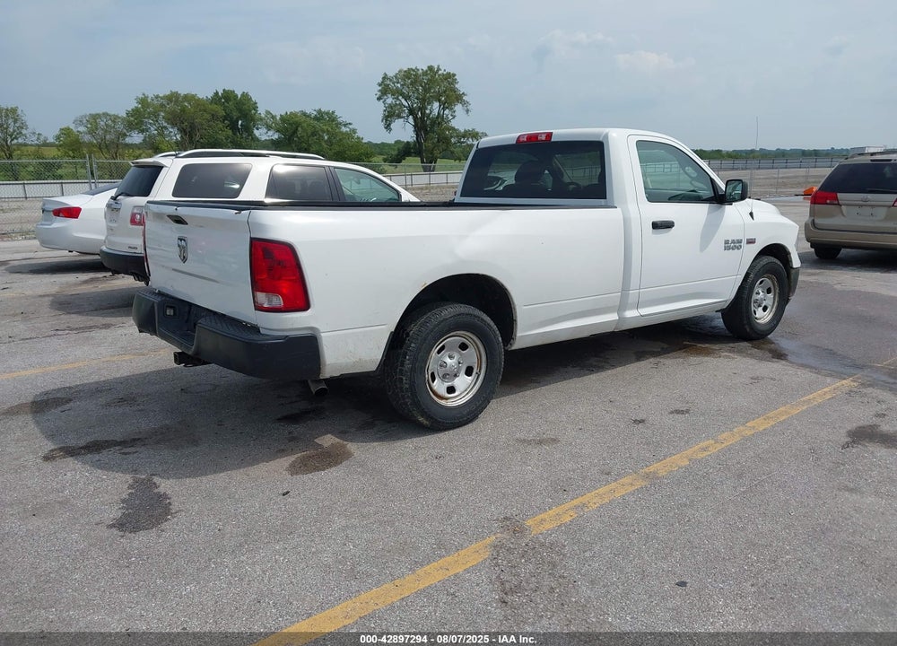 2016 RAM 1500 TRADESMAN VIN: 3C6JR6DT5GG261672