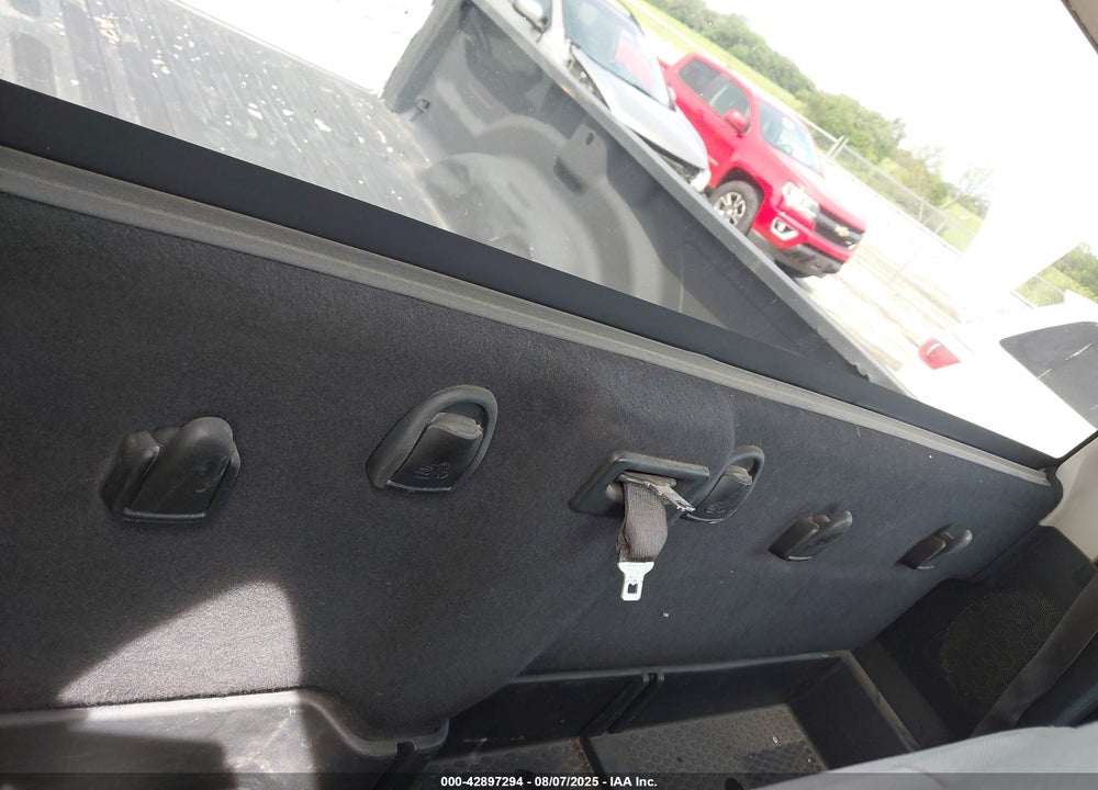 2016 RAM 1500 TRADESMAN VIN: 3C6JR6DT5GG261672